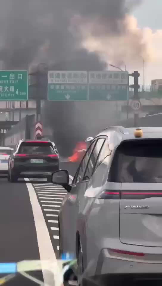 交付的多了7535399107888824894視頻