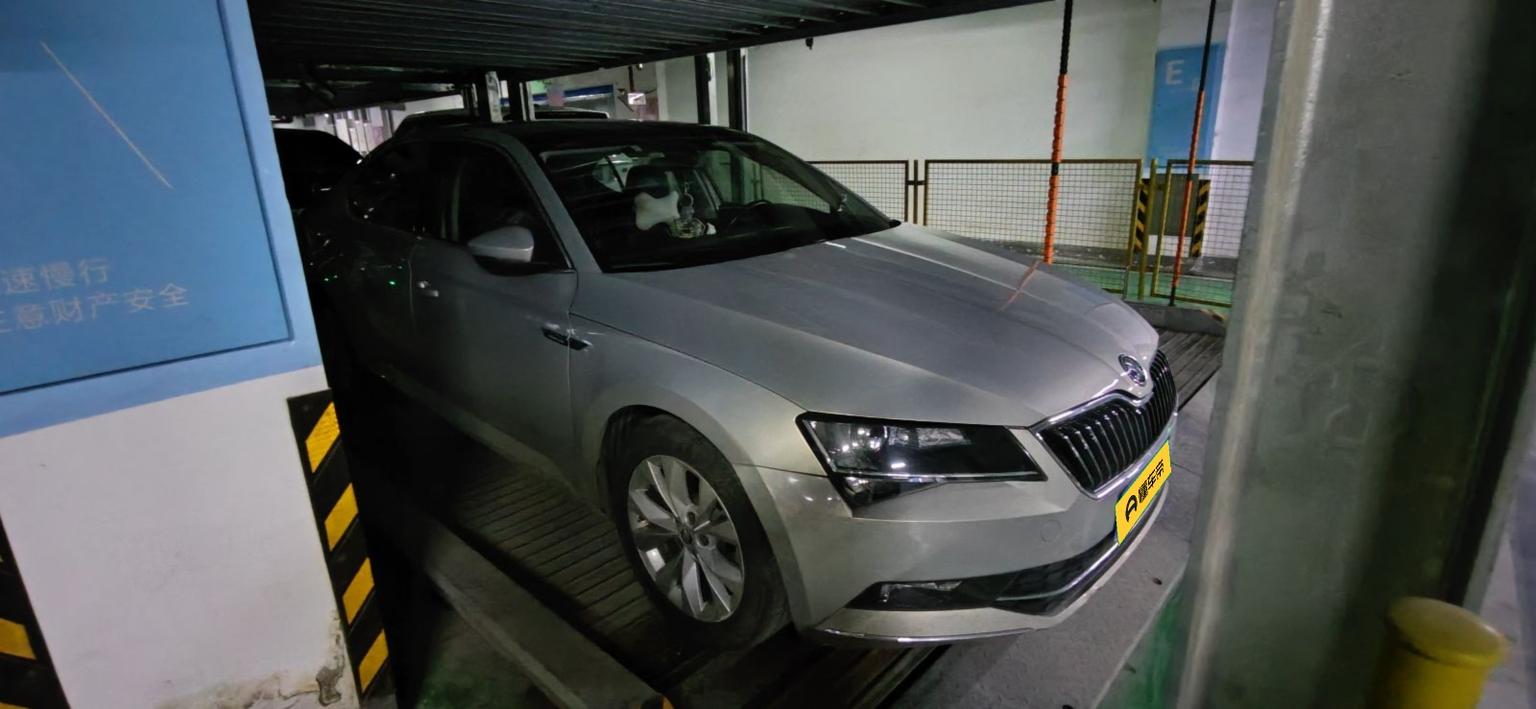 Skoda Superb — фотографии объявления, Фото 5