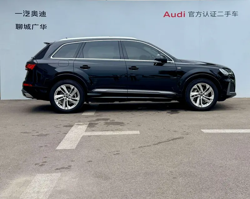 Audi Q7 — фото 5