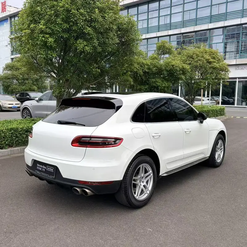 Porsche Macan 2.0 T — фото 6