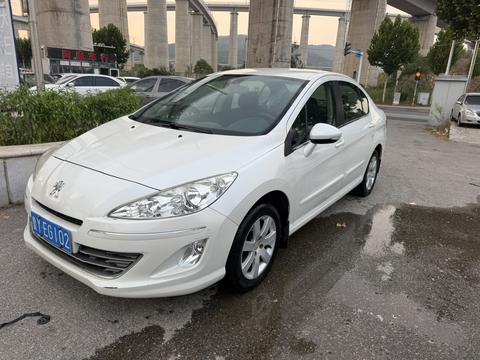 Peugeot 408