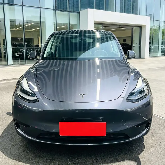 Tesla Model Y — фото 2