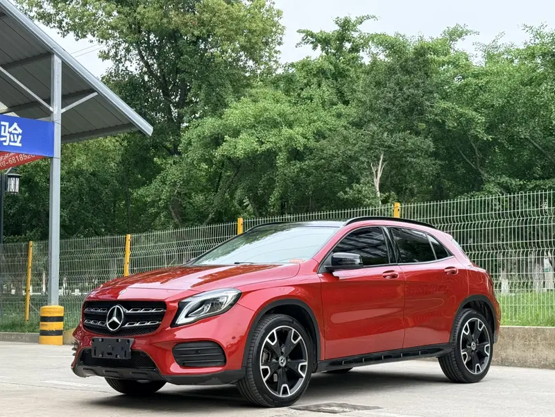 Mercedes-Benz GLA 220 4 MAT IC