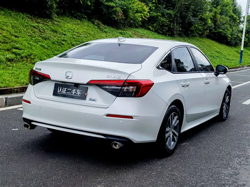 Honda Civic — фото 7