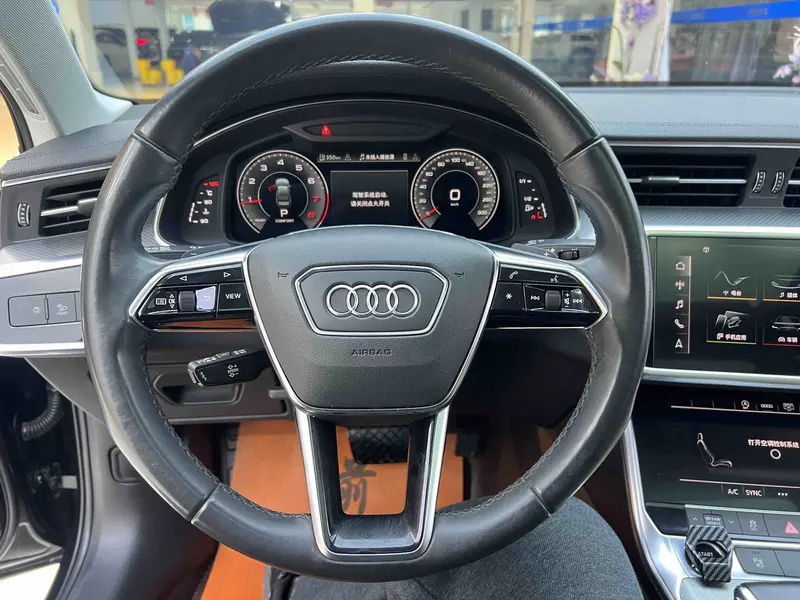 Audi A6L — фото 10