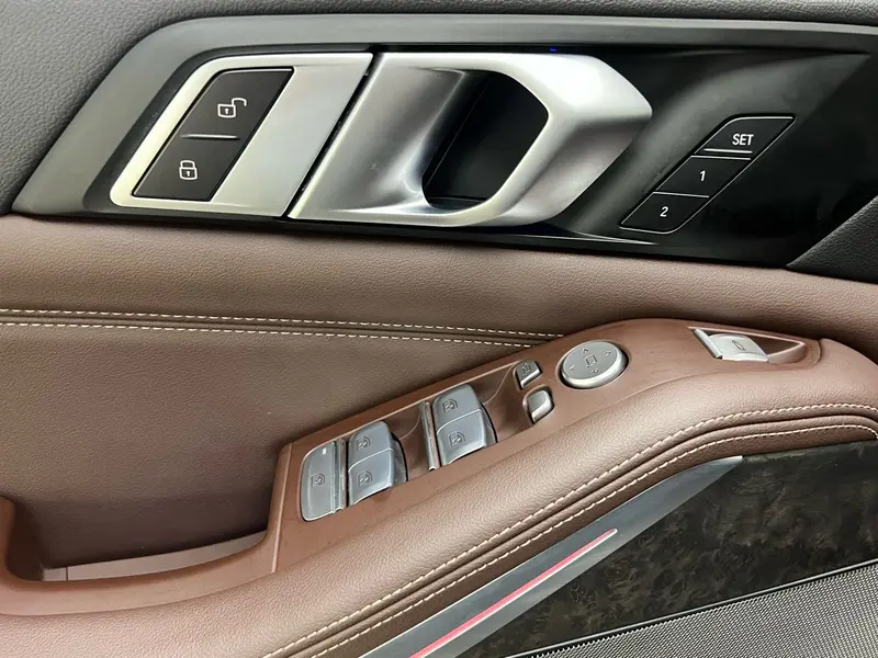 BMW X5 — фото 16