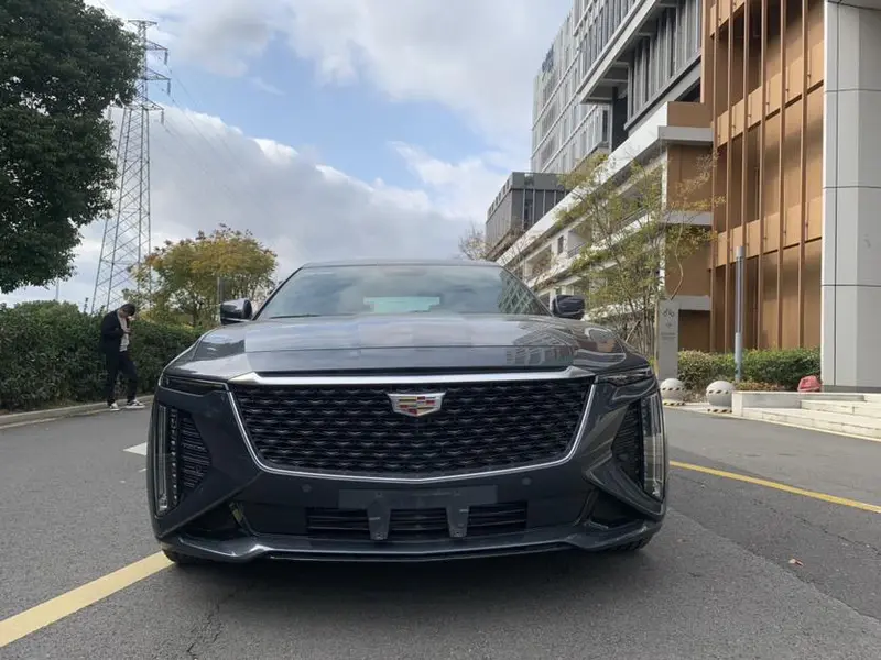 Cadillac CT6 — фото 2