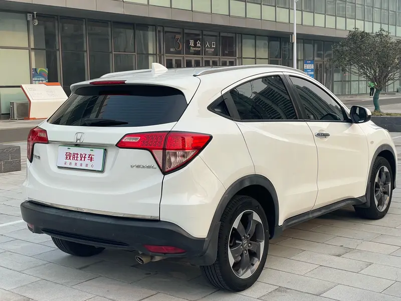 Honda Vezel — фото 6