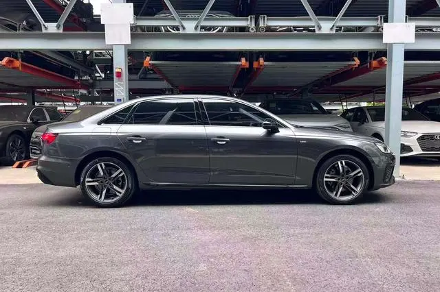 Audi A 4 L 40 TFSI — фото 3