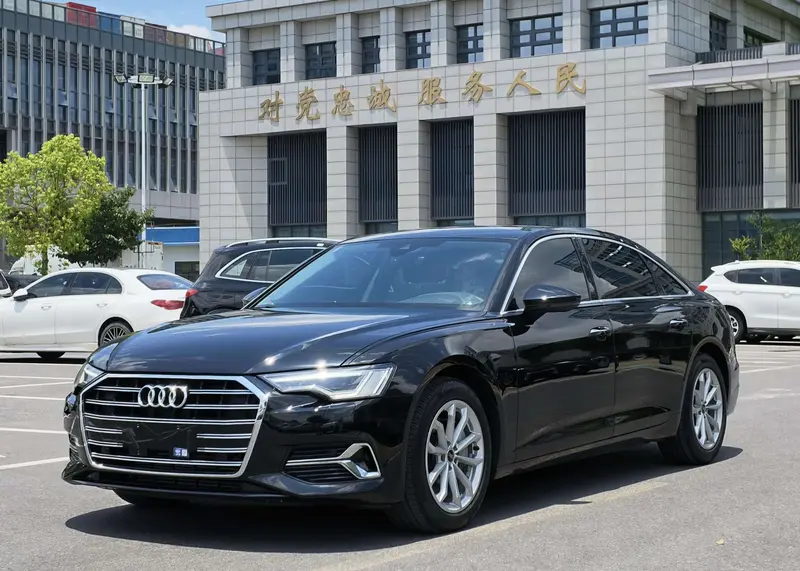 Audi A 6 L 40 TFSI