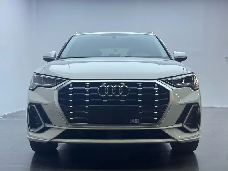 Audi Q3 — фото 2