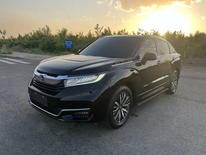 Honda Avancier 370 TURBO 9 AT Premium Plus AWD