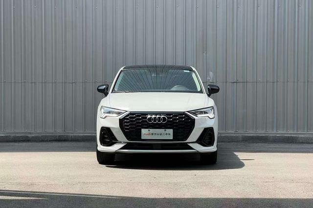 Audi Q3 Sportback 2020 — фото