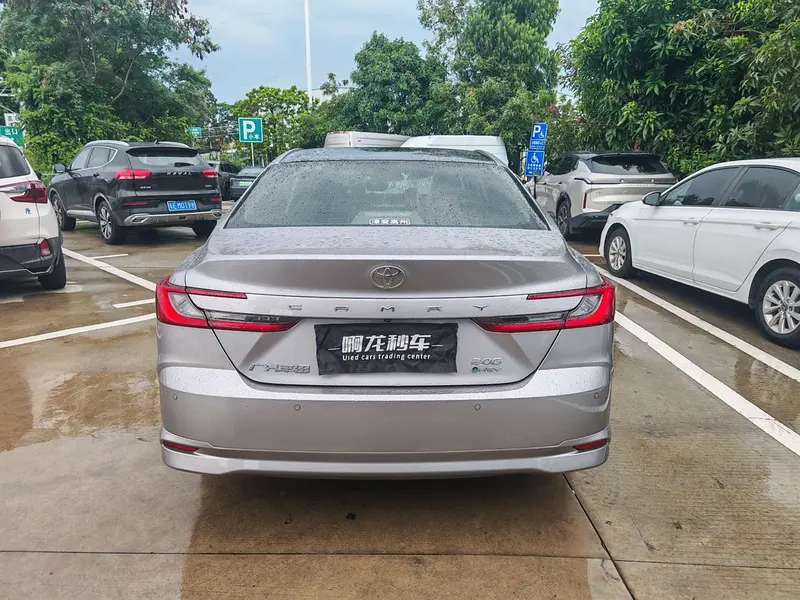 Toyota Camry 2.0 HG Premium — фото 4