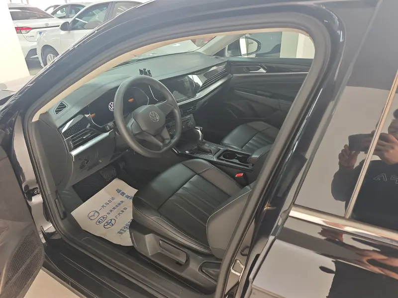 Volkswagen Passat — фото 6