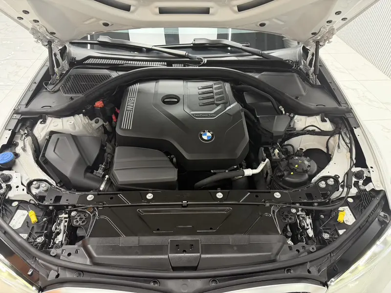 BMW 3 Series — фото 10