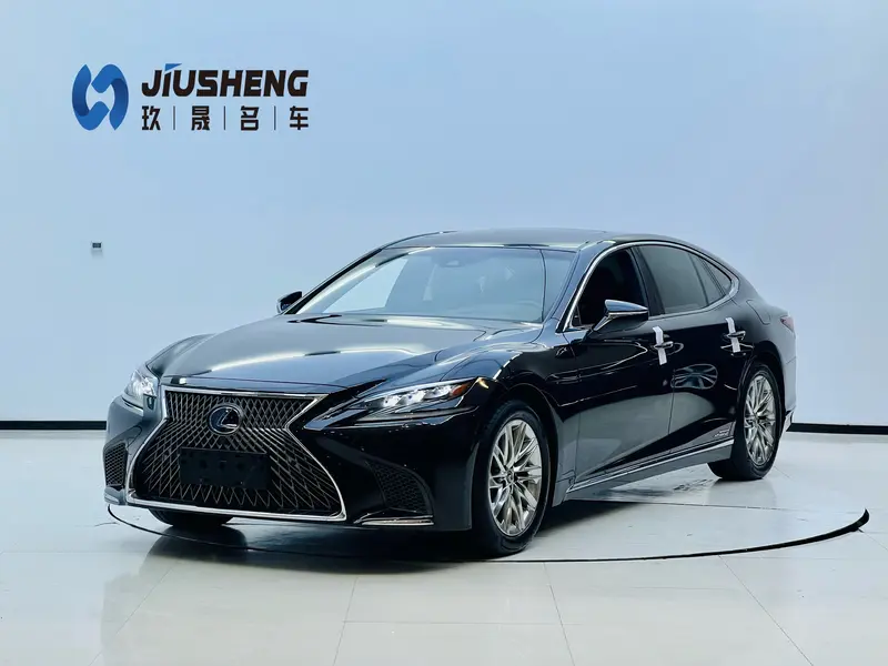 Lexus LS 500h Luxury V