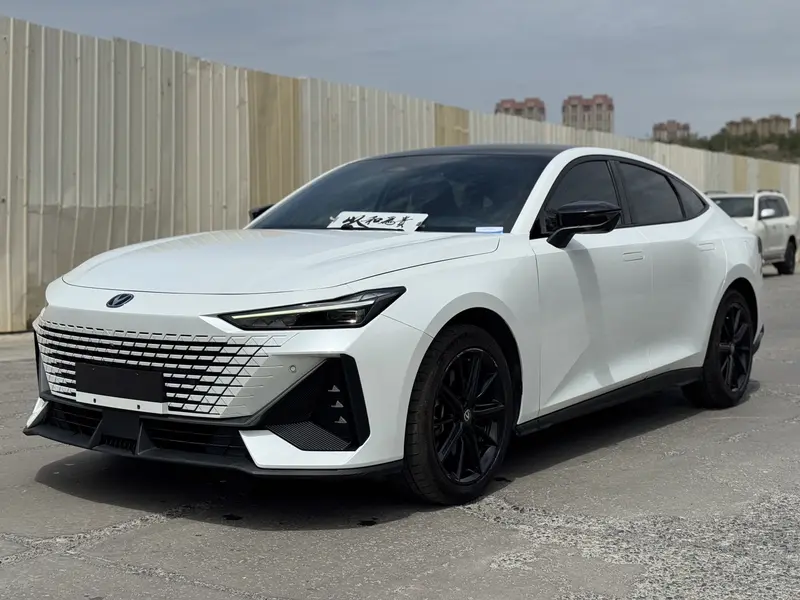 Changan UNI-V i DD 113km