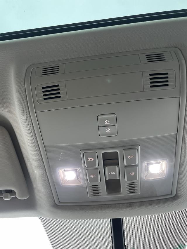 Volkswagen Tuyue id 4387370 из Китая 18
