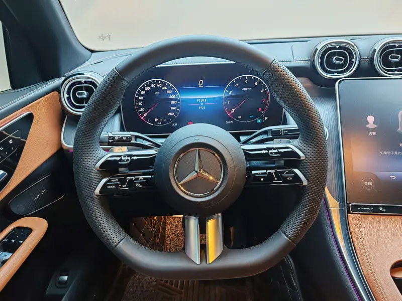 Mercedes-Benz GLC — фото 12