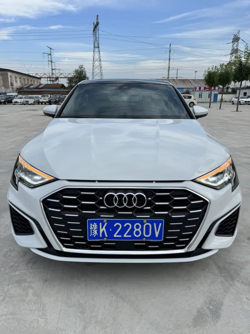 Audi A3 — фото 2