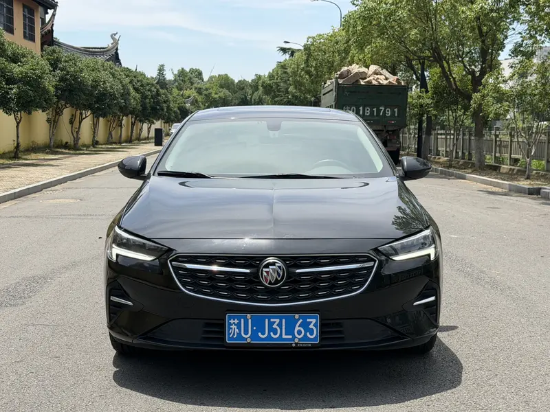 Buick Regal — фото 2