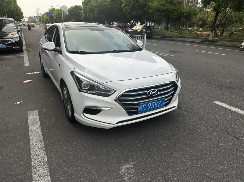 Hyundai Mistra — фото 3