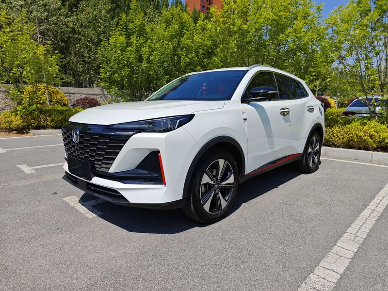 Changan CS55 PLUS — фото 1
