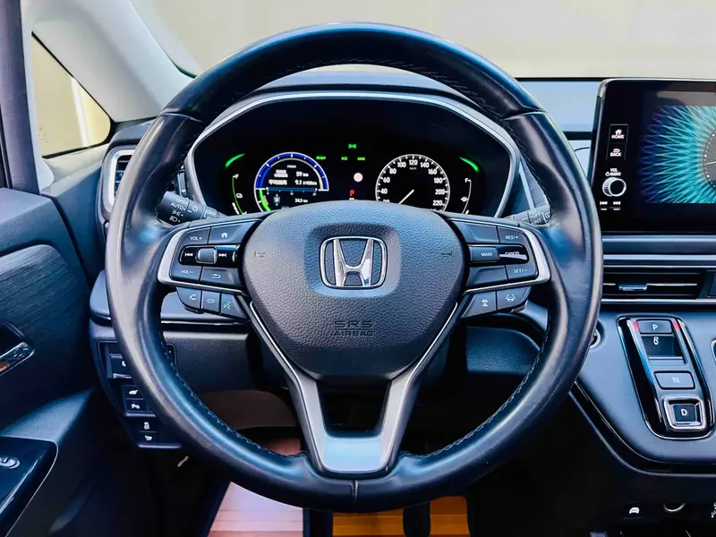 Honda Elysion — фото 7