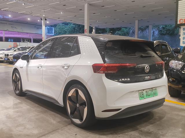 Volkswagen ID.3 2022 Белый из Китая, фото 5