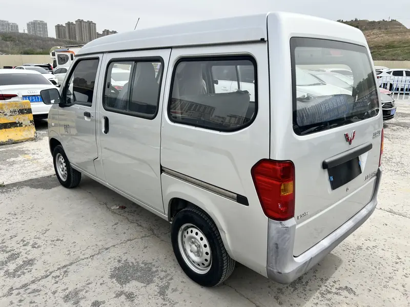 Wuling Sunshine — фото 4