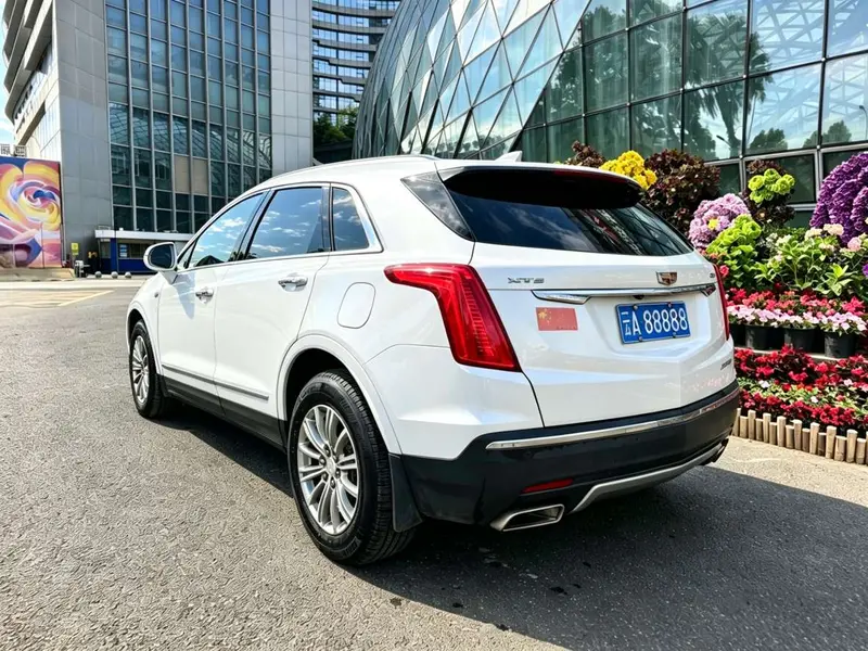 Cadillac XT5 — фото 4