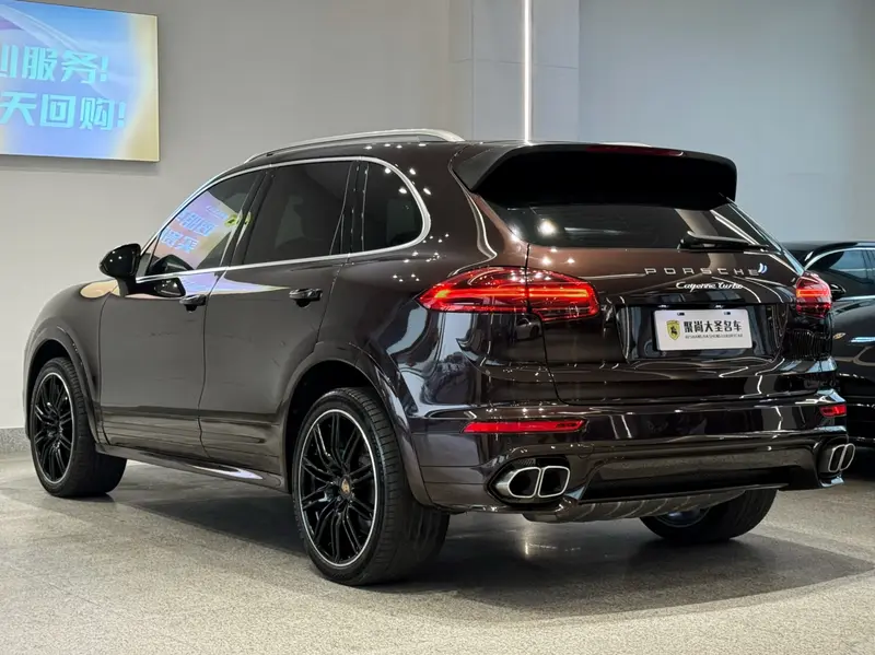 Porsche Cayenne Turbo 4.8 T — фото 4