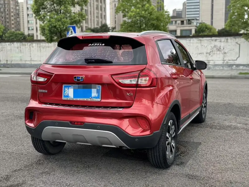 Geely Vision X3 — фото 5