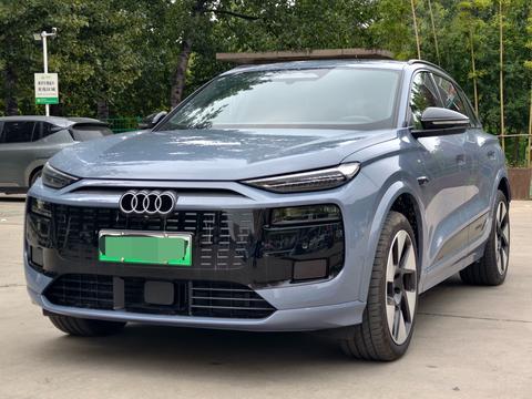 Audi Q6L e-tron