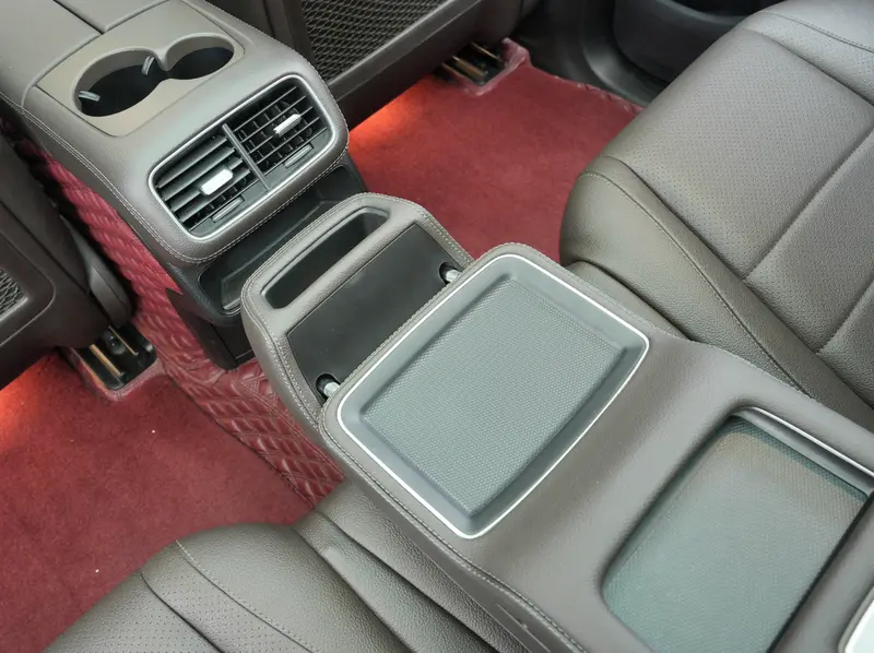 Mercedes-Benz GLE — фото 11