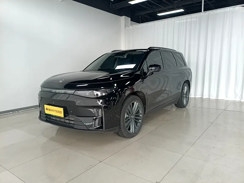 Leapmotor C16