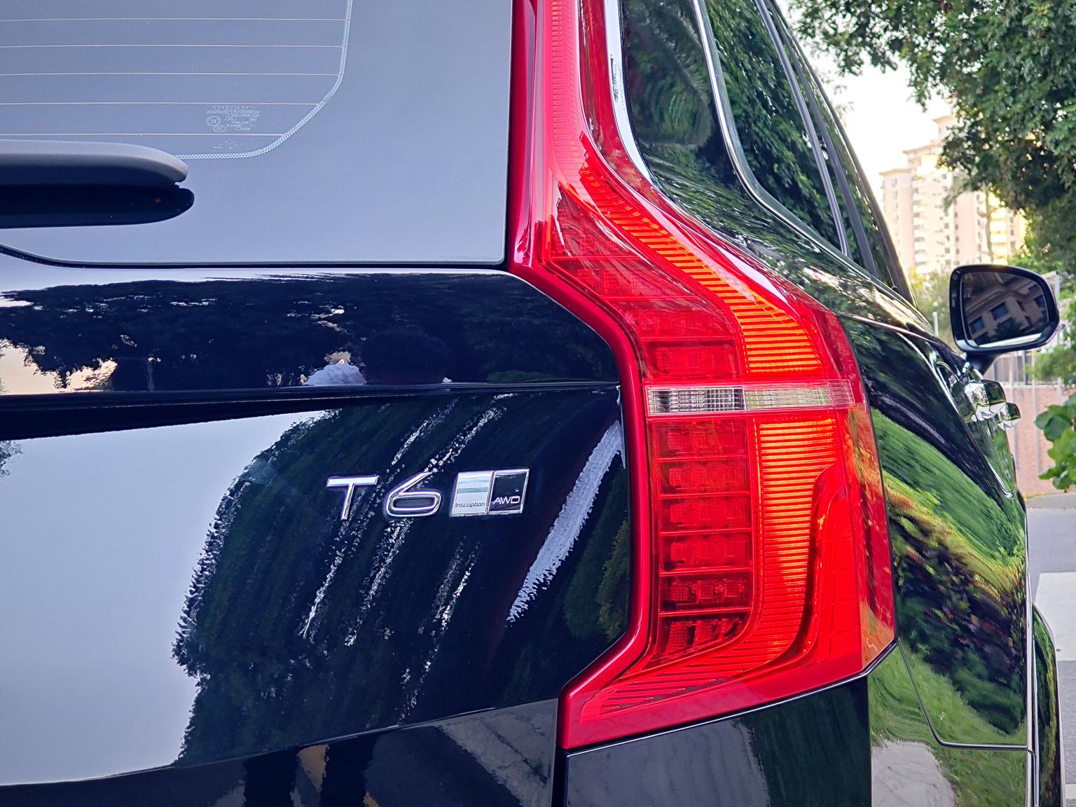 Volvo XC90: фотография 31 из 36