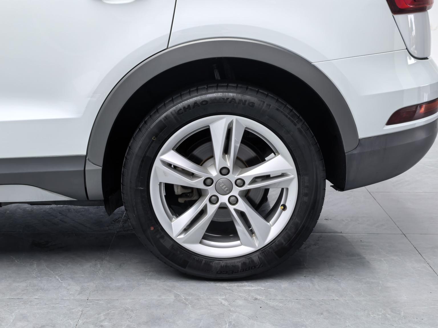 Audi Q3 — фотографии объявления, Фото 17