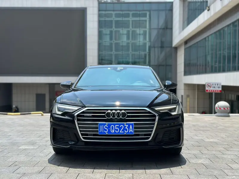 Audi A6L — фото 2