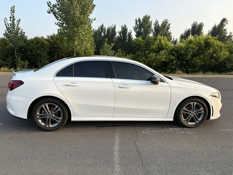 Mercedes-Benz A-Class A 180 L — фото 8