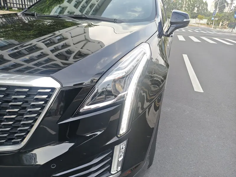 Cadillac XT5 — фото 9