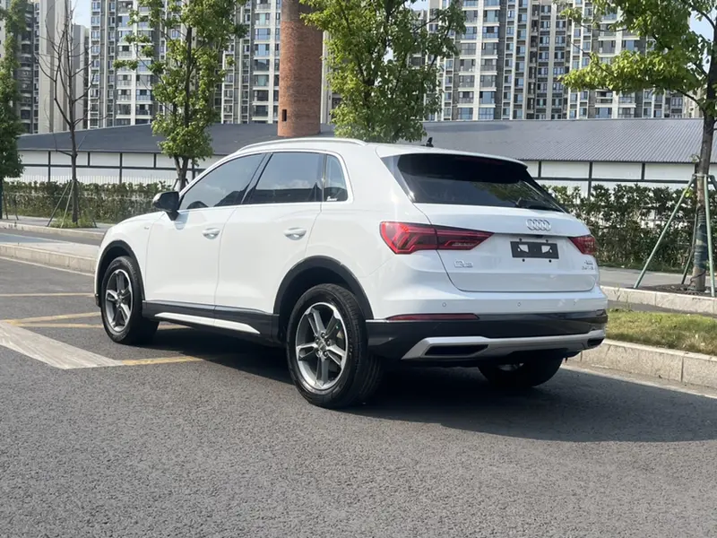 Audi Q3 — фото 5