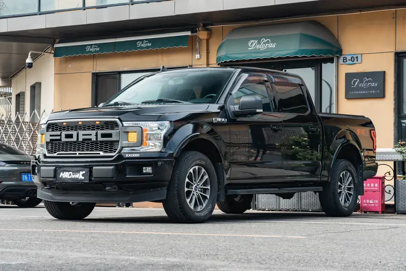 Ford F-150 Raptor 3.5 T AT 4 WD 5