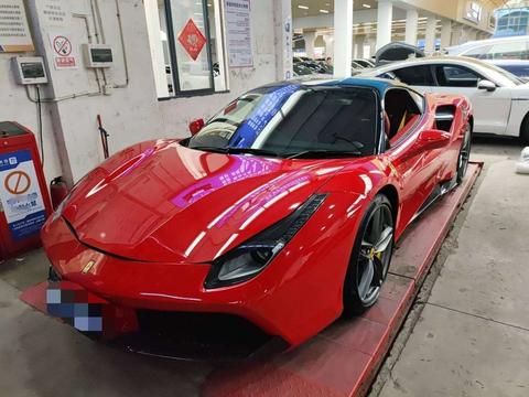 Ferrari 488
