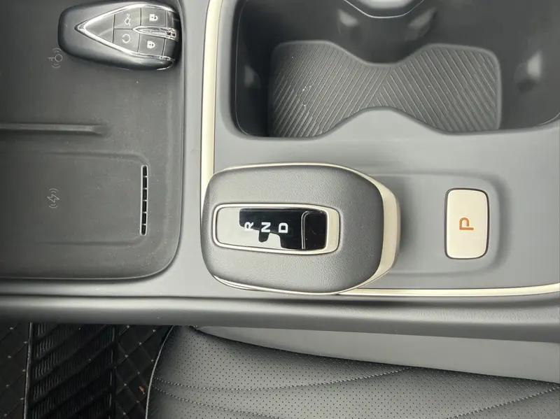 Changan Eado — фото 11