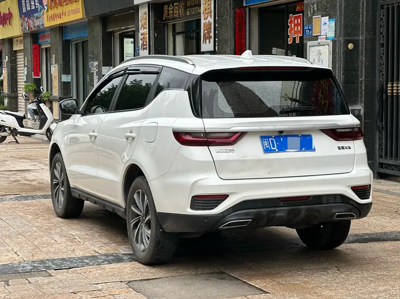 Geely Vision X6 — фото 4