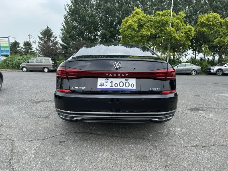 Volkswagen Passat — фото 5