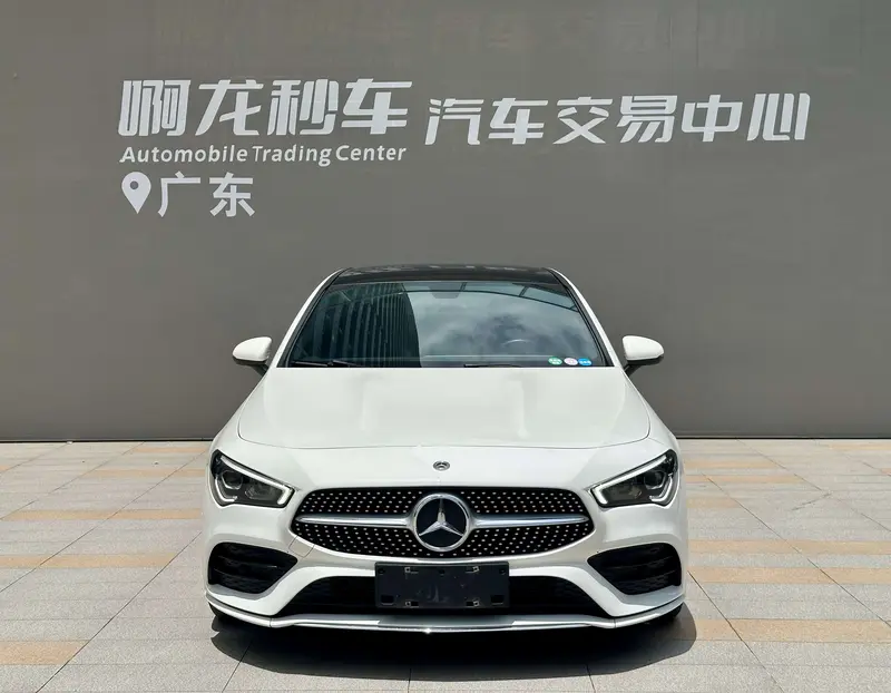 Mercedes-Benz CLA 200 — фото 2
