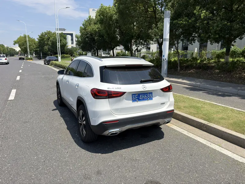 Mercedes-Benz GLA 220 — фото 5
